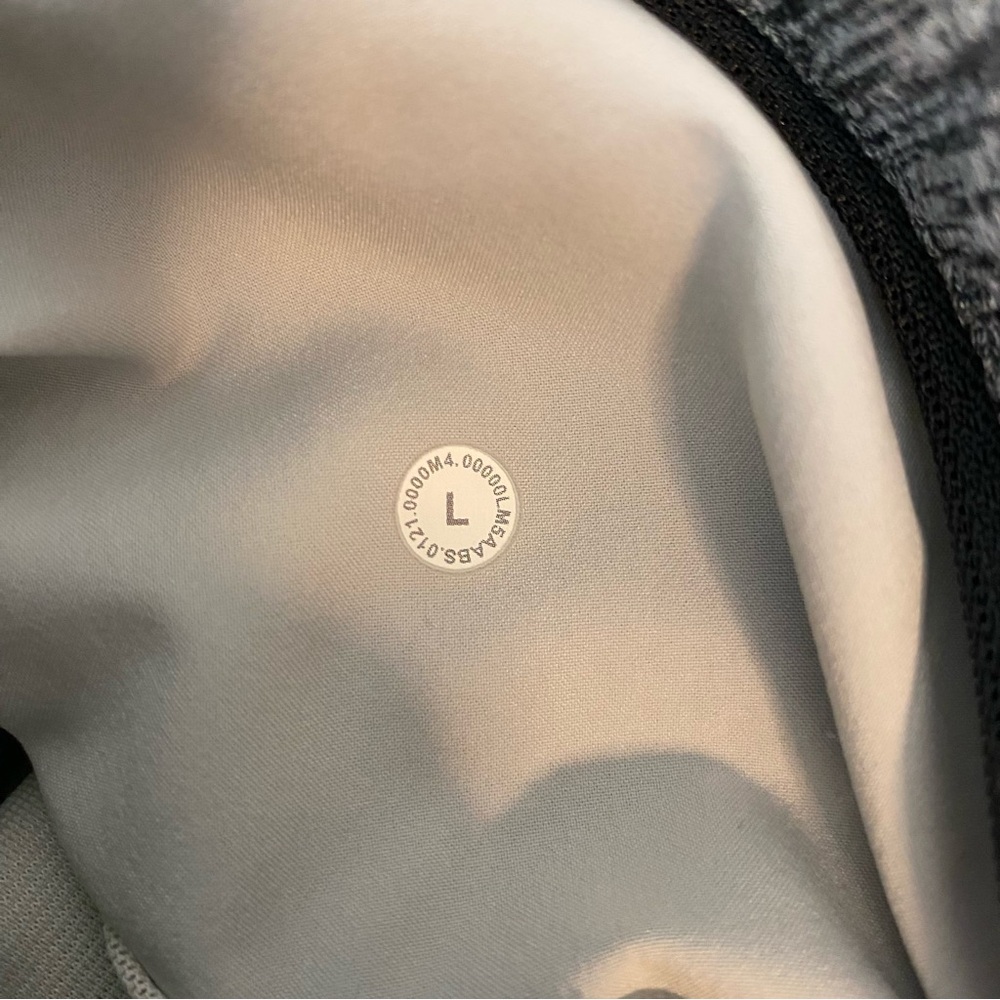 Lululemon Textured Tech Joggers - Picture 12 of 14
